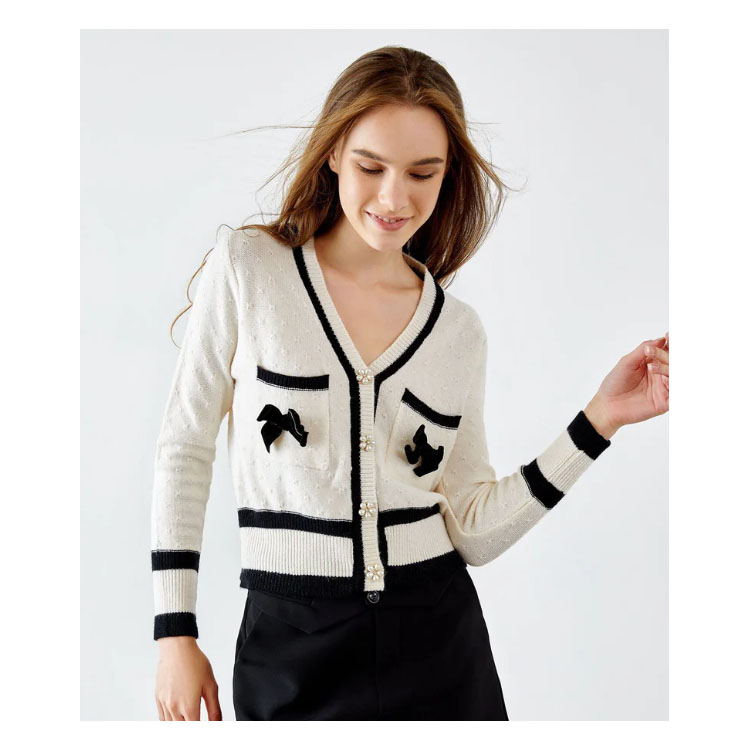 Women's White Contrast Cardigan V-neck Sweater