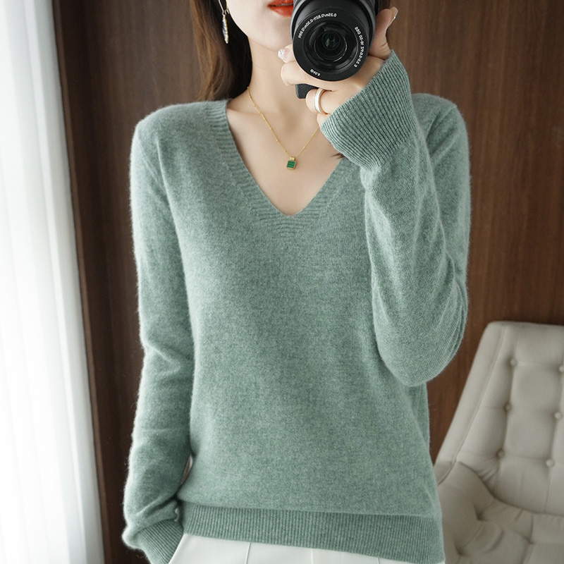 Warm V-neck Knitted Fashion Korean Sweater