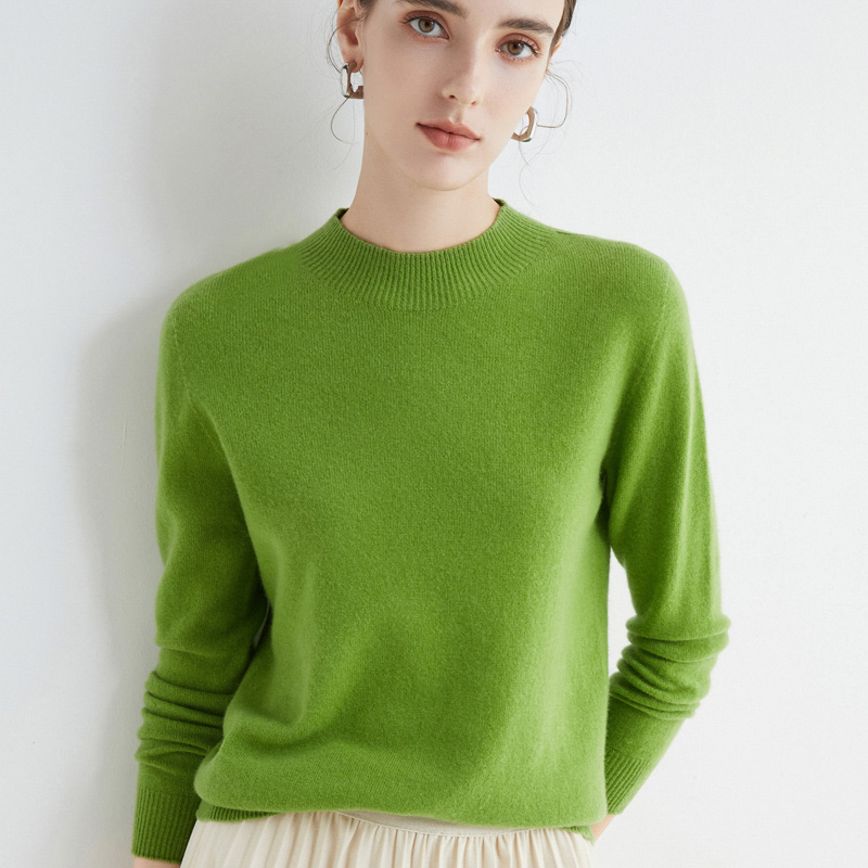 Women Solid Color Turtleneck Knit Sweater