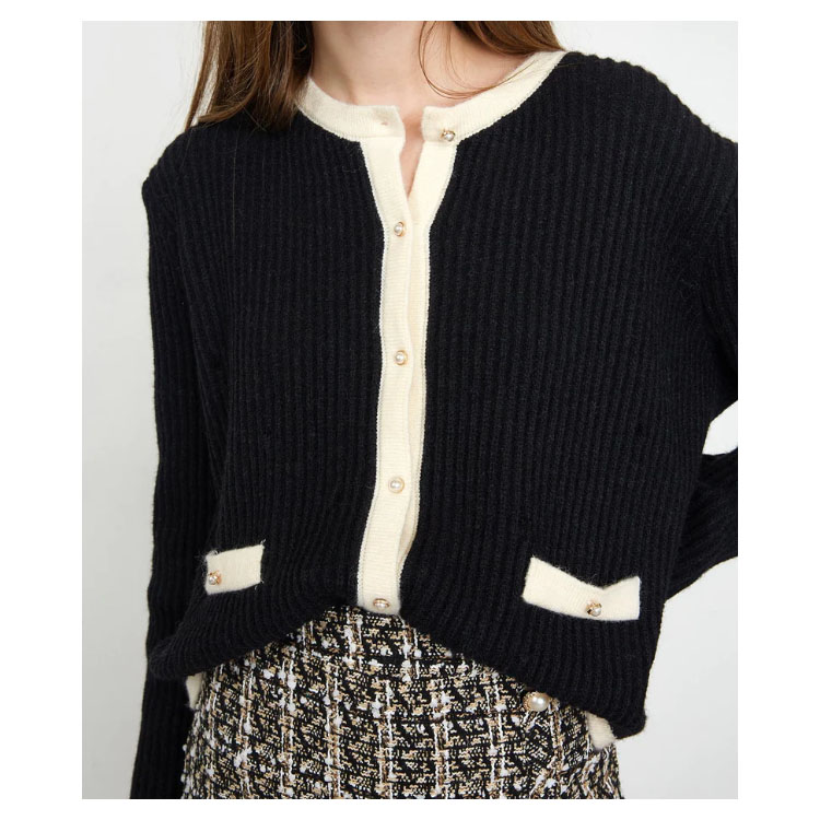 Women's Black Contrast Knitted Cardigan Sweater