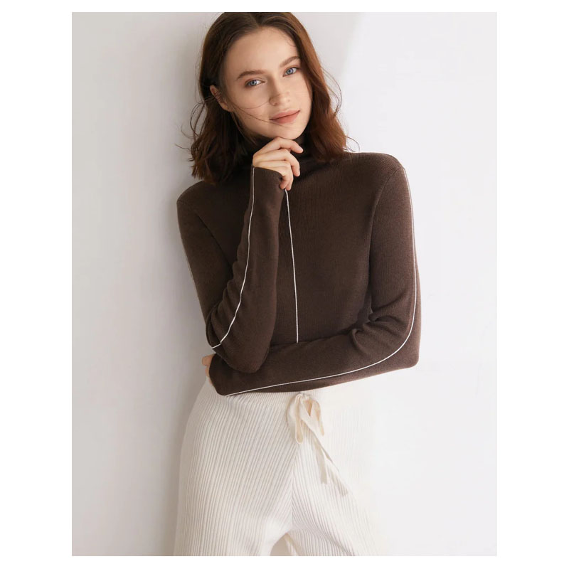 Women's Brown Turtleneck Pullover Sweater