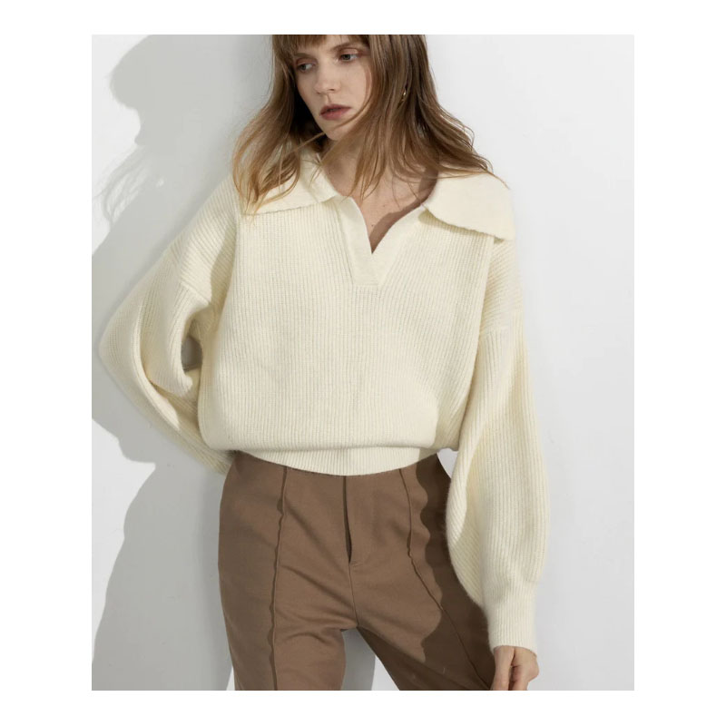 Women's Ivory Turtleneck Sweater