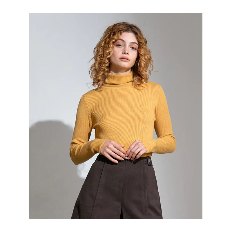 Women's Premium Wool Turtleneck Sweater